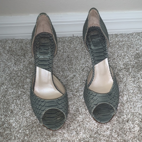 Christian Dior Python Pumps! - Picture 2 of 8